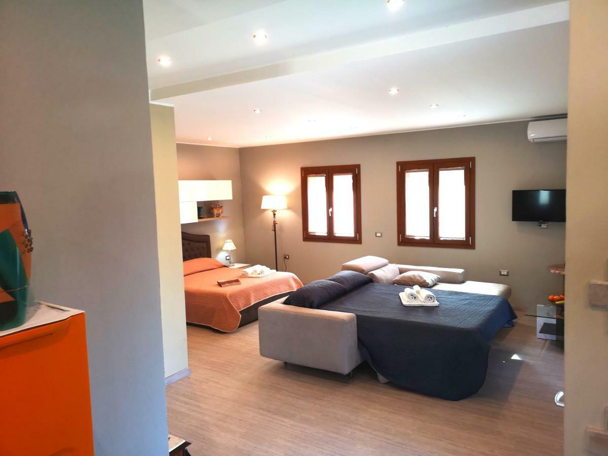 Luxury Home Bosa Marina ,Oristano Exterior foto